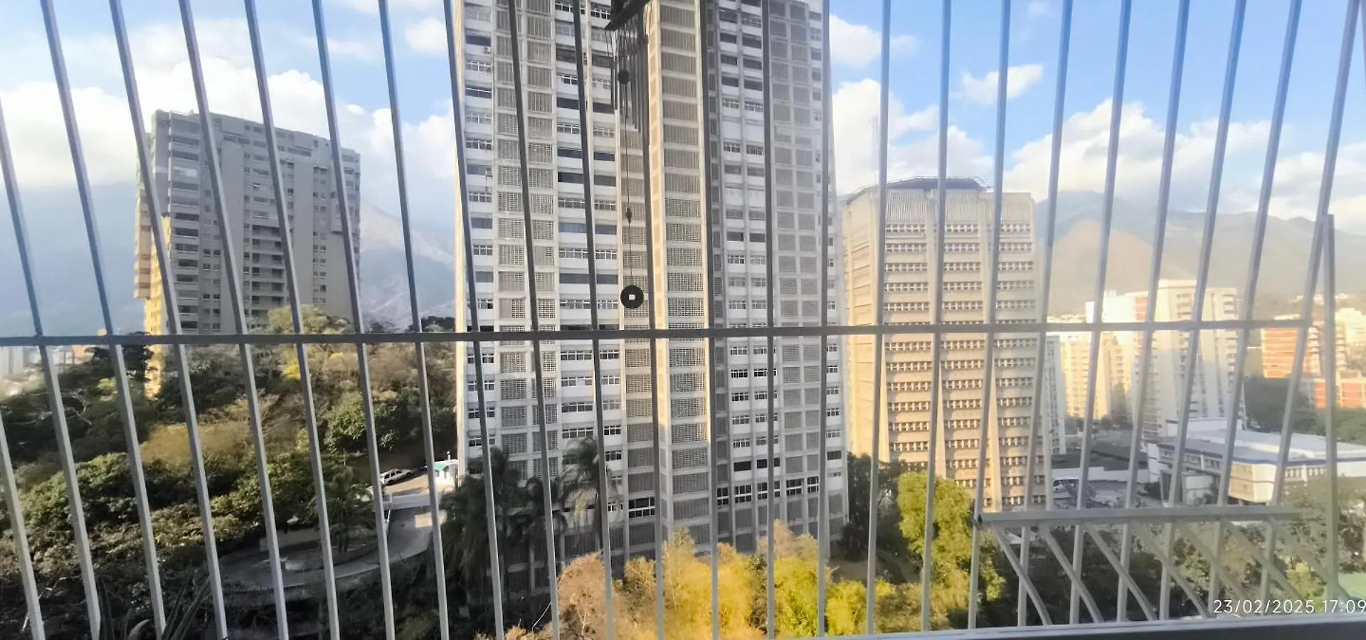Apartamento Comodo En El Marques Caracas