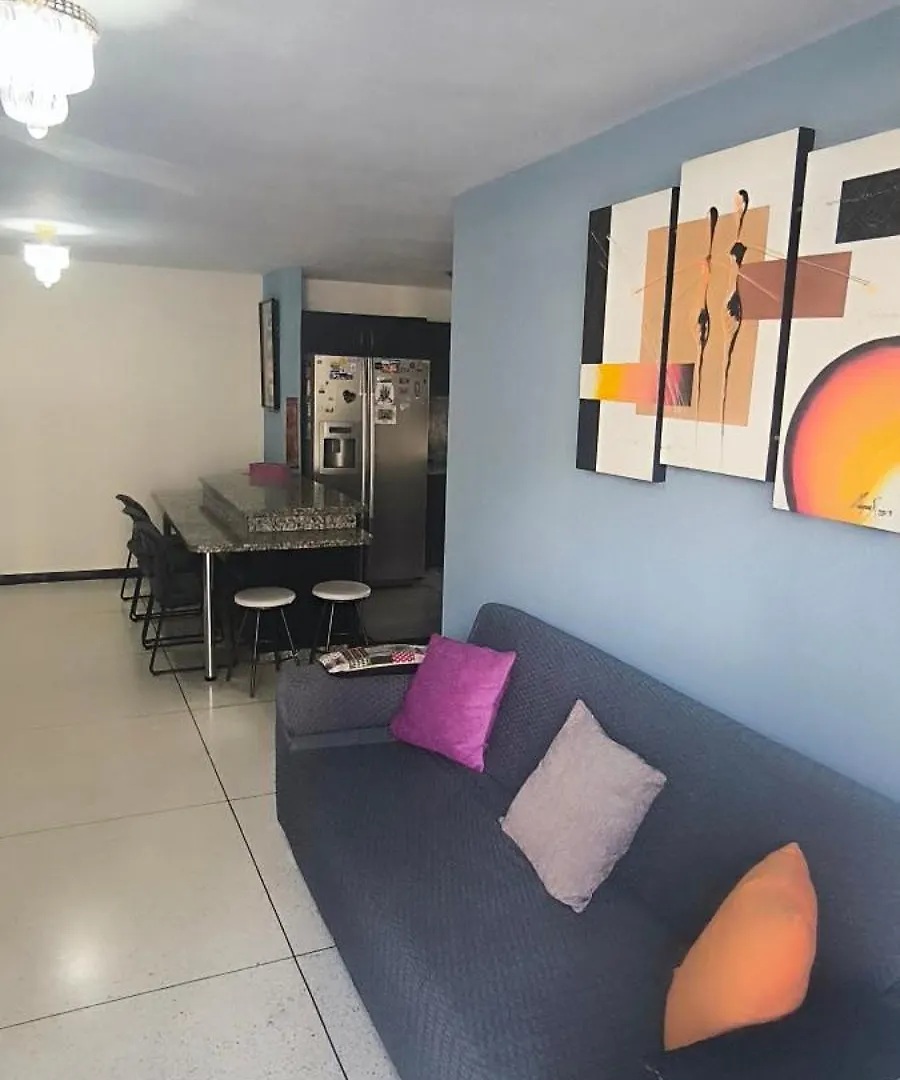 Apartamento Comodo En El Marques Caracas 0*,